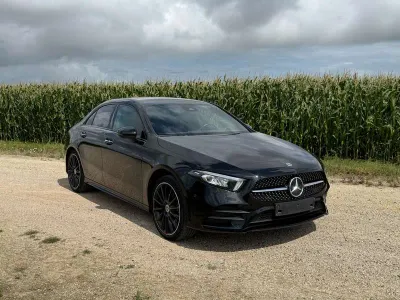 Mercedes-Benz A 250 AMG PACK,Camera,Leder Alcan,Night pack,GPS,Alu 19